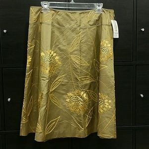 Liz Claiborne silk embroidered aline skirt new